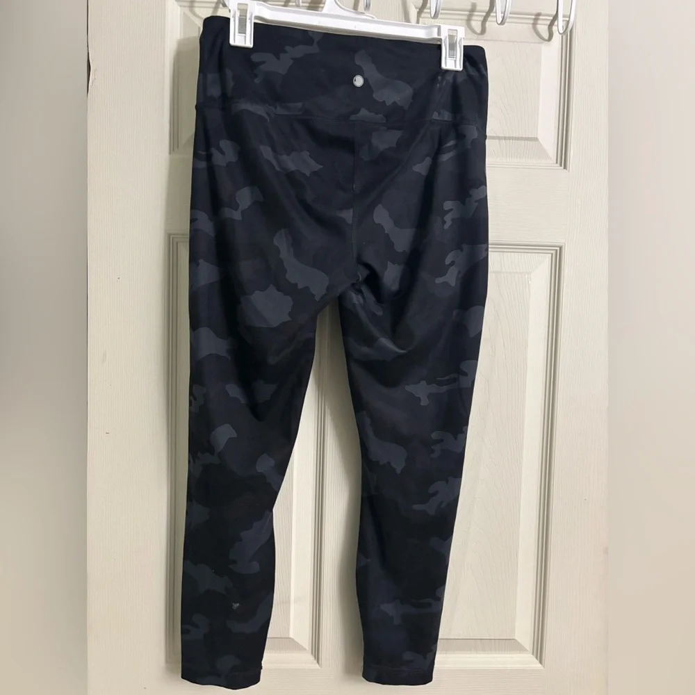 Yogalicious Lux 7/8” Dark Camo Ankle Leggings